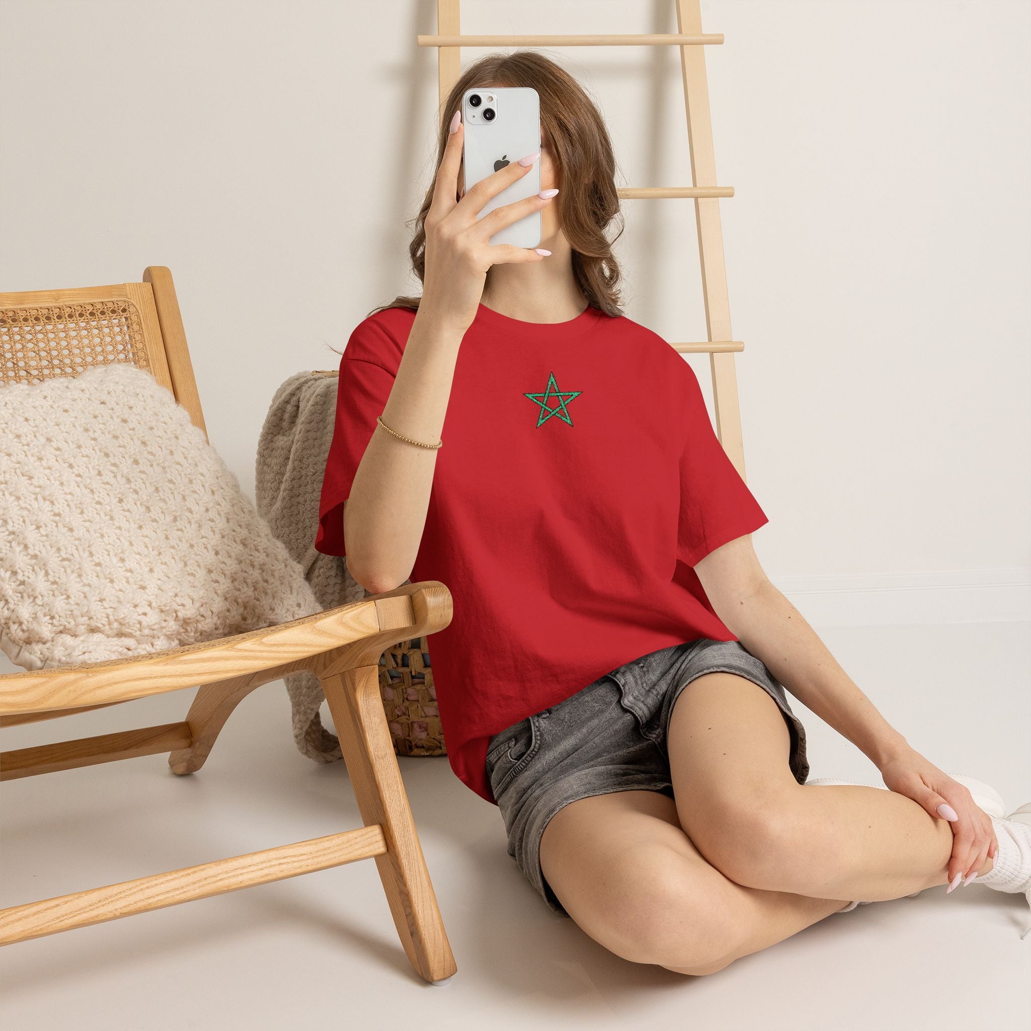 T-shirt en coton brodé avec l'étoile du Maroc